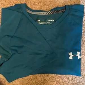 Mens tshirt Under Armour heat gear size Large